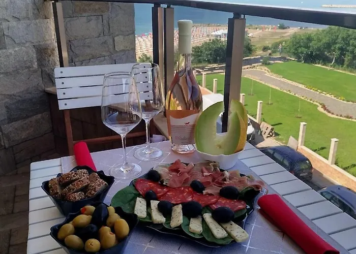 For Guests Panorama - First Line Sea Apartment Burgas